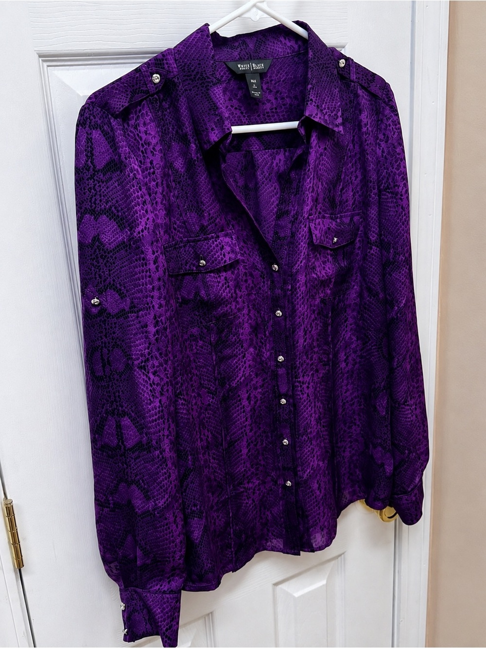White House Black Market 100% Silk Purple Snakeskin Blouse Size 12 - Picture 6 of 9